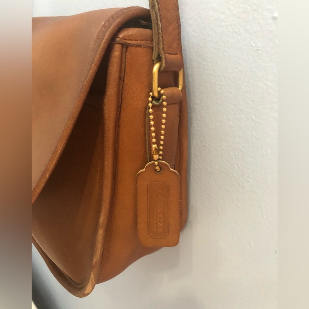 Rare Heritage Coach Vintage "City Bag" Cross Body Leather Bag - Picture 5 of 12